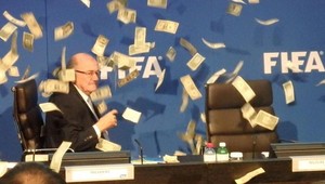 Blatter je zrelý na trestné stíhanie, tvrdí profesor práv