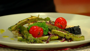 Žralok sebe urval nohu