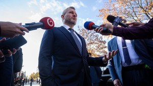 Prezident nemá dôvod zasahovať do aktuálnej politickej situácie. Vyzval na stabilitu koalície