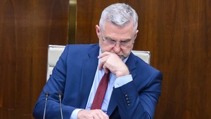 Gašpara neodvolali. Parlament o jeho konci ani nerokoval