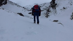 V tatranských nížinách sa objavila súvislá snehová pokrývka