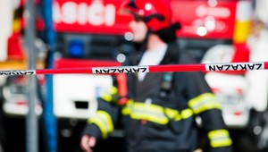 Hasiči zasahujú pri náleze nebezpečnej látky na žilinskom sídlisku