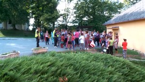 Ľudia už v obchode nesmú kupovať za poukážky. Podľa majiteľky je za tým starosta