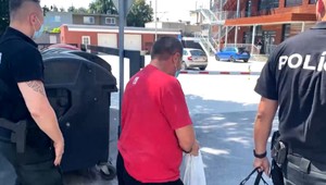 Podgurážený kamionista nezvládol zákrutu. Nafúkal skoro 2,5 promile