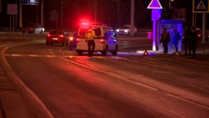 Vodič zrazil dve mladé ženy na priechode pre chodcov