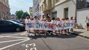 Dúhový Pride sa po dvoch rokoch vrátil do ulíc. Zo státisícov občanov robíme ľudí druhej kategórie, hovorí Šimečka
