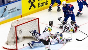 Americká hokejová lekcia: Maďarsko podľahlo USA rozdielom triedy
