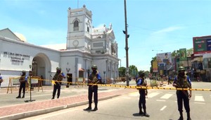 Na Srí Lanke zasahujú experti z Interpolu a FBI. Vedie ich český odborník na terorizmus