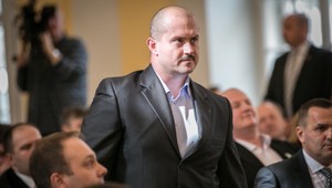 Kotleba nariadil ukončiť divadelné predstavenie, pre neslušné výrazy