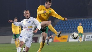 Žilina po výhre v Nitre naďalej stíha vedúci Slovan