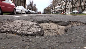 Vodiči, obrňte sa trpezlivosťou. Začínajú masívne opravy ciest