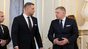 Lekári prekročili červenú čiaru, hovorí premiér. Avizuje tvrdú odpoveď na ich výpovede