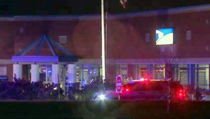 Poštár zabil dvoch kolegov. Odhalili jeho temnú minulosť