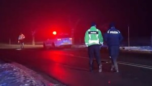 Mladík v BMW sa zrazil s policajnou hliadkou