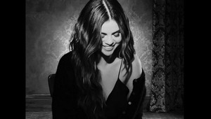 Selena to nezakryje, ani keby CHCELA!