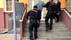 S pani Máriou sa poslednýkrát rozlúčili príbuzní. Útočník so sekerou sa postavil pred sudcu