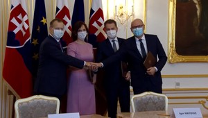 Komentár Arpáda Soltésza: Houbeles!