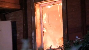 Požiar vyhnal obyvateľov z bytovky, prišli o všetko