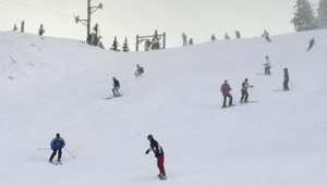 Otvára sa lyžiarska sezóna, dodržujte kódex na svahu