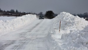Meteorológ varuje: Poľadovicového pekla sa tak rýchlo nezbavíme