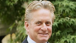 Zruinovaný Douglas: Kríza ho pripravila o milióny