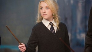 Neuveriteľná premena herečky z Harryho Pottera: Na hanblivú blondínku zabudnite, TAKTO teraz vyzerá!