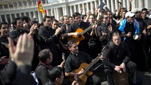 Vatikán praská vo švíkoch! Do svätorečenia pápežov ostavájú hodiny