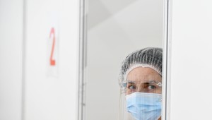 Lékári rok od pandémie: Dnes im už nikto netlieska, mnohí si nestihli vyčerpať ani deň dovolenky