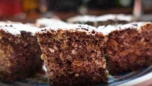 Vyskúšajte super šťavnatý koláč s makom a jablkami: Je bez múky s minimom kalórií