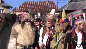 Unikátny sprievod masiek na strednom Slovensku. Objavil sa aj slovenský Yeti