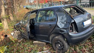 43-ročná vodička zrazila dôchodcu rovno na chodníku. Muž utrpel zranenia, ktorým na mieste podľahol