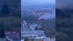 Požiar chatky v záhradkárskej oblasti: Vo vnútri našli osobu bez známok života