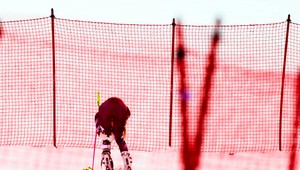 Zjazd Svetového pohára v Crans Montane zrušili po pádoch, zranila sa aj Vonnová