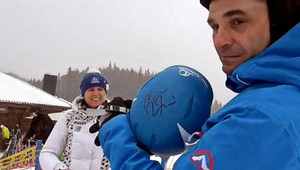 Jána Mečiara učí lyžovať Zuzula: Som drevo, tvrdí moderátor