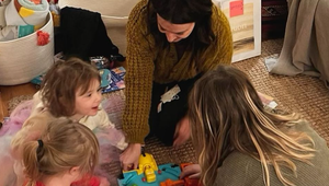 Seriálovej hviezde zhorel dom, sotva zachránila dcérky! Jej zvieratká toľko šťastia nemali!