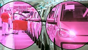 Automobilky zvolávajú do servisu viac áut, ako ich predávajú