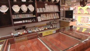 Prepadli zlatníctvo v Bratislave, majiteľ ponúka vysokú odmenu