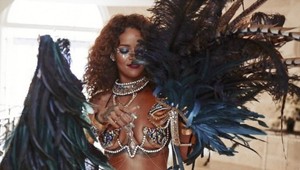 Rihanna ako sexi karnevalová tanečnica: Na Barbadose predviedla svoje krivky!