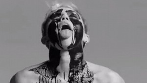 Smutná pieseň na rozlúčku s manželom: Zobudila som sa a všetko sa zmenilo na prach!