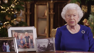 Môže za to kráľovná?! TOTO vraj bola posledná kvapka, prečo sa Harry a Meghan rozhodli odísť!