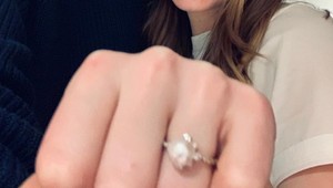 Oscarová herečka sa ZASNÚBILA!