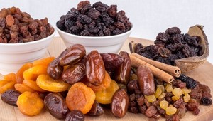 Poplašná správa o škodlivosti potravín, ktorá sa šíri internetom, je falošná