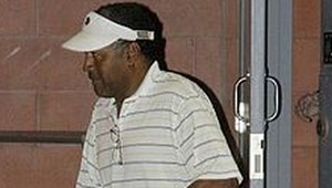 Prepustia O. J. Simpsona?