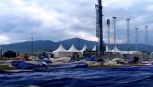 Obrovský stan, ktorý spadol na Pohode, zabil dvoch ľudí.  Obvinený majiteľ firmy, ktorá ho stavala, pred súd nepôjde