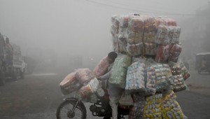 Samovražedný útok: 12 vojakov zomrelo, ďalší utrpeli zranenia