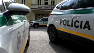 Policajti v Krompachoch riešia brutálnu bitku tínedžeriek