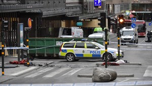 Muž sa snažil autom preraziť bránu ruského veľvyslanectva v Štokholme