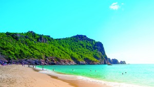 Policajti varujú pred dovolenkovými statusmi na sociálnych sieťach