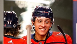 Víťazné góly Fehérváryho a Tatara v nočných zápasoch NHL