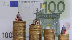 Vláda chce zvýšiť dôchodky. Minimálne sa zvyšovať nebudú, varuje Mihál